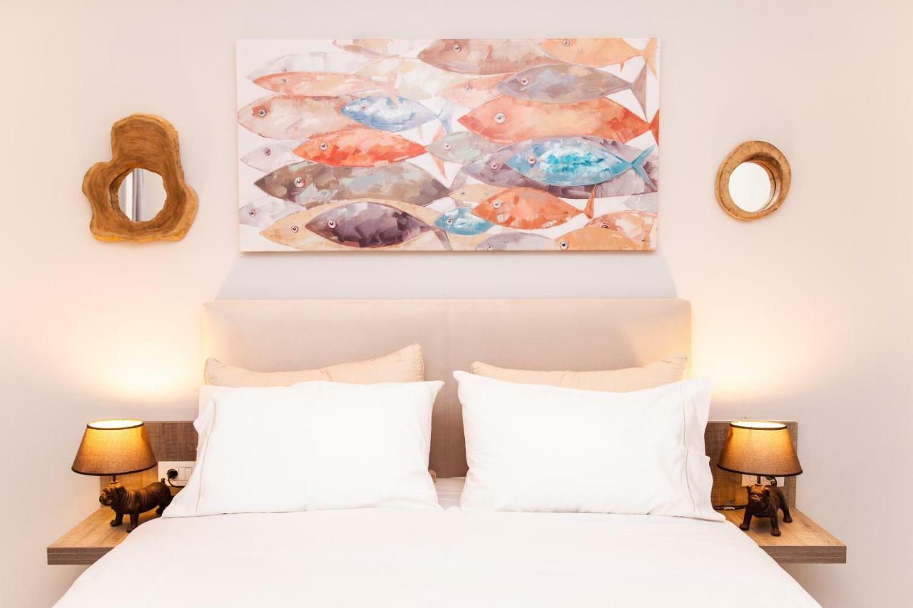 Sweet Suite Flora In Vouliagmeni Athens Exterior photo