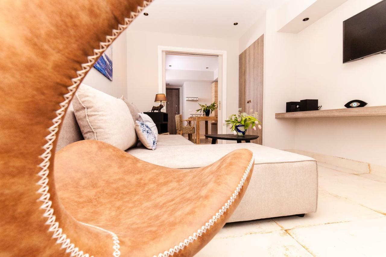 Sweet Suite Flora In Vouliagmeni Athens Exterior photo